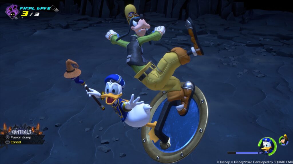 Donald Duck dan Goofy melompat bersama dengan indikator Final Wave di kiri atas